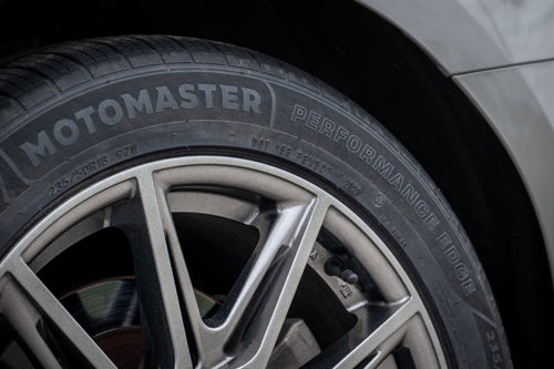 MotoMaster Performance Edge Tire