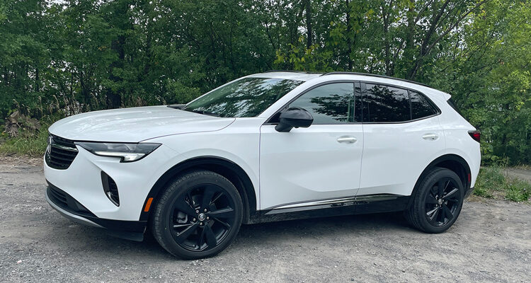 2023-Buick-Envision-side