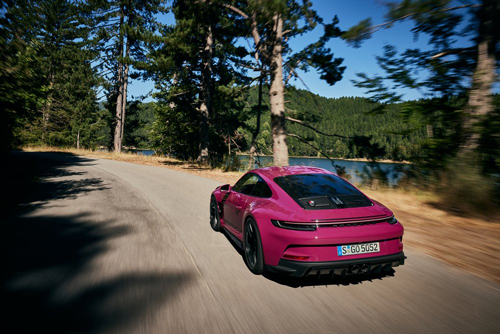 2024-Porsche-911-ST-rear
