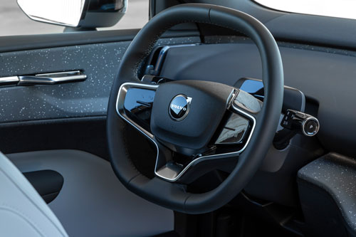 2025-Volvo-EX30-single-motor-extended-range-steering wheel