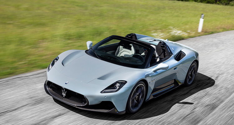 2023-Maserati-MC20-Cielo-