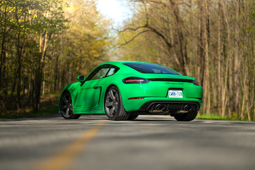 2023-Porsche-718-Cayman-GTS-40-rear