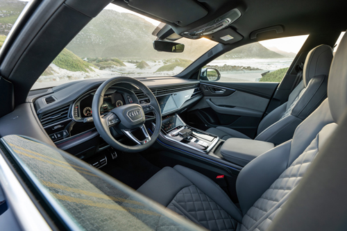 2024-Audi-SQ8-front-seats