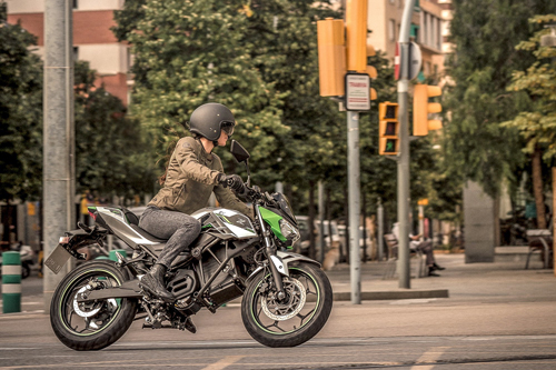 2024 Kawasaki Ninja and Z e1