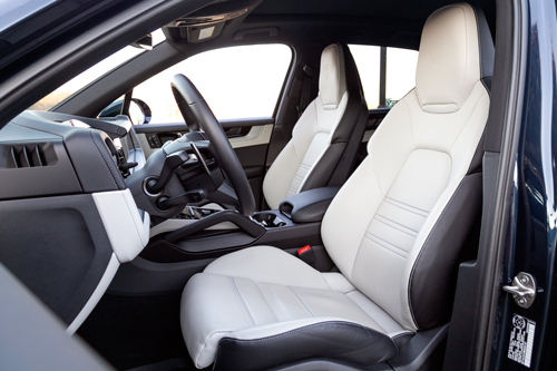 2024-Porsche-Cayenne-S-front-seats