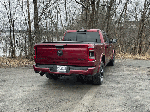 2023 Ram 1500 Limited 4x4-rear