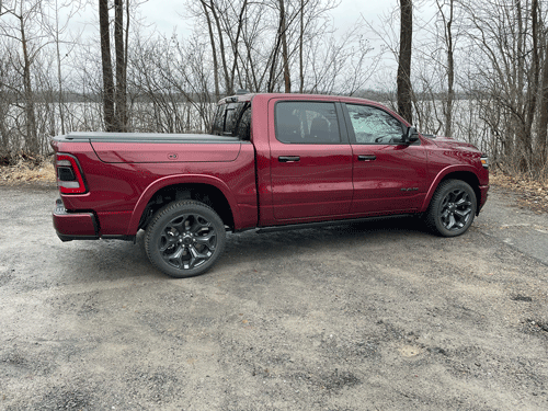 2023-Ram-1500-Limited-side