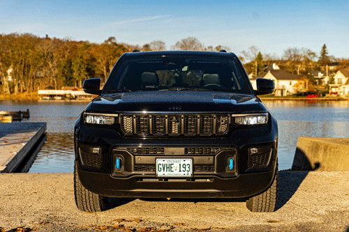 2023-Jeep-Grand-Cherokee-4xe-Trailhawk-front