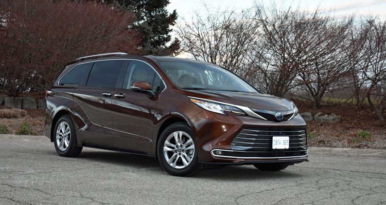 2024-Toyota-Sienna-Hybrid-1