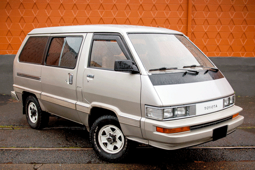 Toyota-Van-LE