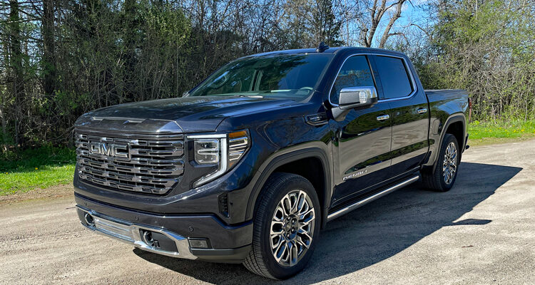 2024-GMC-Sierra-Denali-front-three-quarters