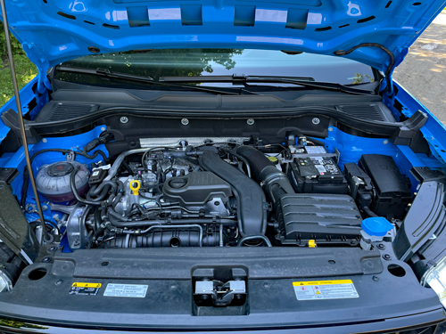 2024-Volkswagen-Taos-engine