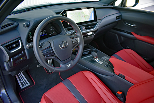 2025-Lexus-UX-300h-LF-cockpit-1