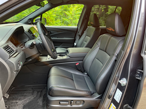 2024-Honda-Ridgeline-front-seats