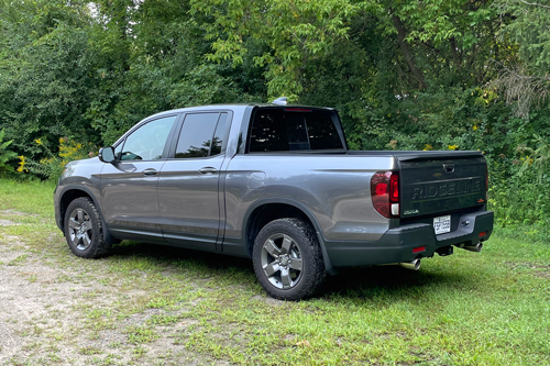 2024-Honda-Ridgeline-rear-three-quarter