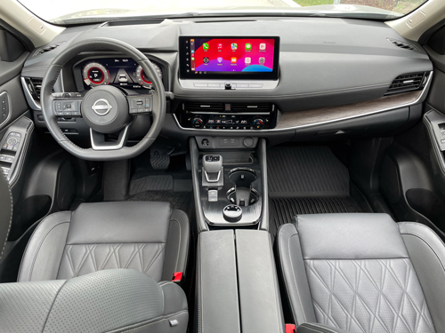 2024-Nissan-Rogue-front-dash