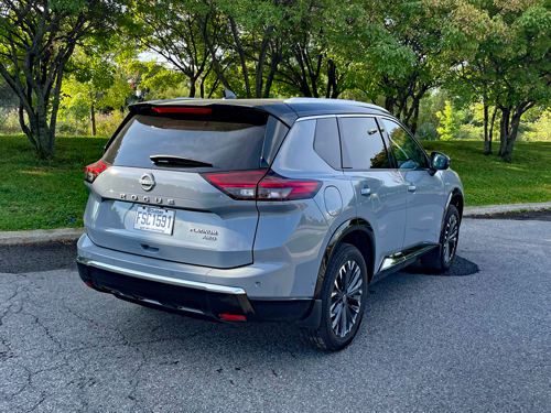 2024-Nissan-Rogue-rear-three-quarters