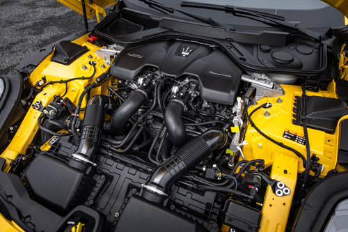 2024-Maserati-GranTurismo-Trofeo-engine