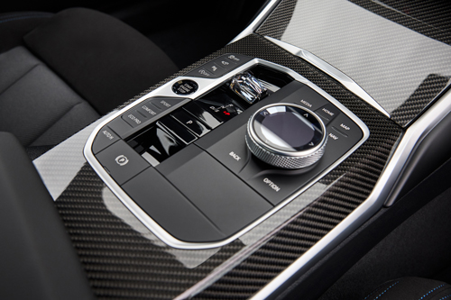2025-BMW-330i-center-console