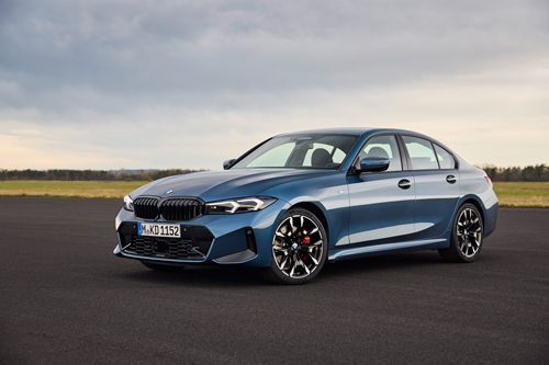 2025-BMW-330i-front