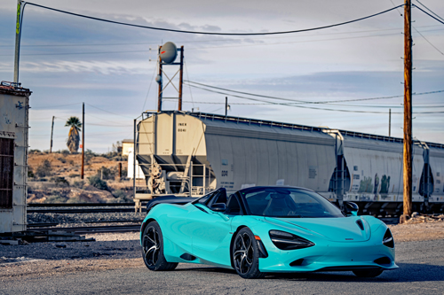 2024-McLaren-750S-front-three-quarters