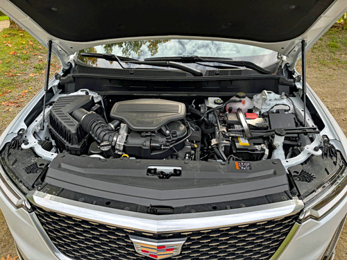 2025-Cadillac-XT6-engine