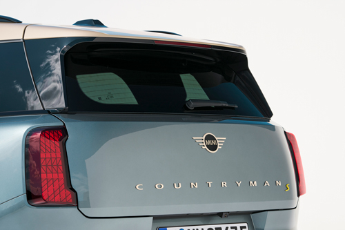 2025-Mini-Countryman-SE-ALL4-rear-hatch