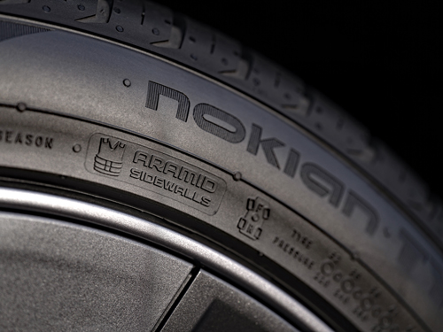 Nokian+Tyres+Surpass+AS01_Aramid