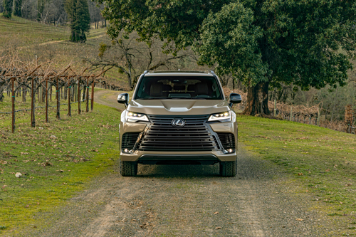 2025-Lexus-LX-700h+