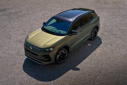 2026-Volkswagen-Tiguan-Turbo-Highline-R-Line-overhead