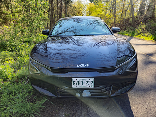2025-Kia-EV6-Land-AWD-front