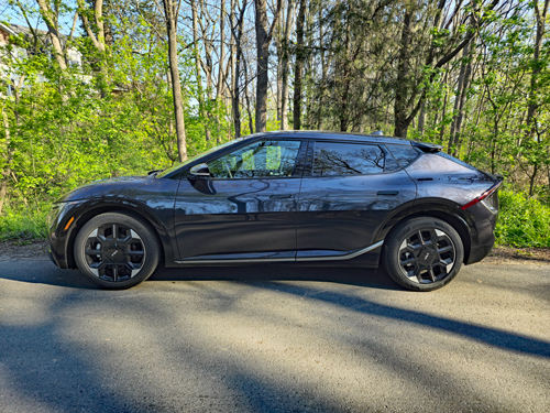 2025-Kia-EV6-Land-AWD-side
