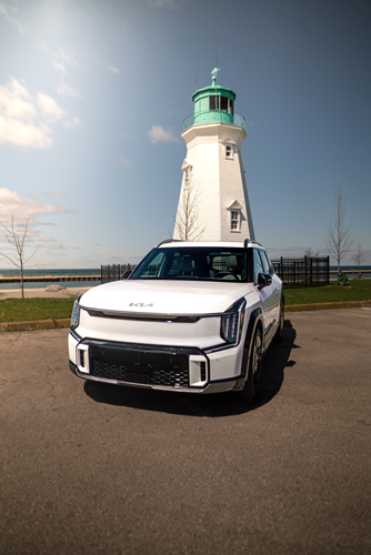 2025-Kia-EV9-Land-AWD-With-GT-Line-Package-Port-Dalhousie-1