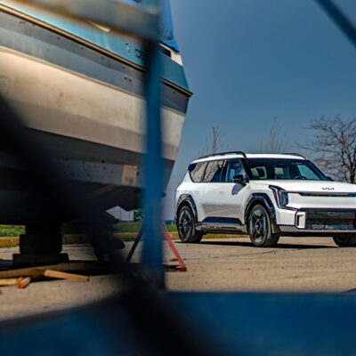 2025-Kia-EV9-Land-AWD-With-GT-Line-Package-Port-Dalhousie-2