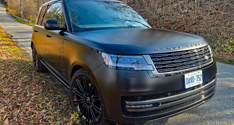 2025-Range-Rover-P530-Autobiography-LWB-front-three-quarters