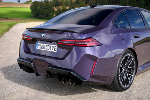 2025-BMW-M5-Sedan-rear