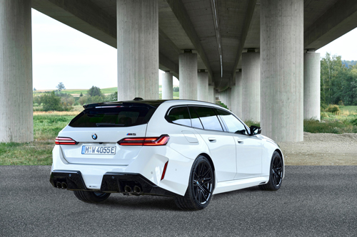 2025-BMW-M5-Touring-rear-three-quarters