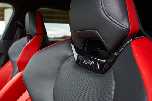 2025-BMW-M5-Touring-front-seat
