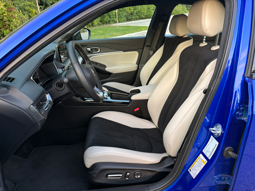 2025-Acura-Integra-Type-S-front-seats