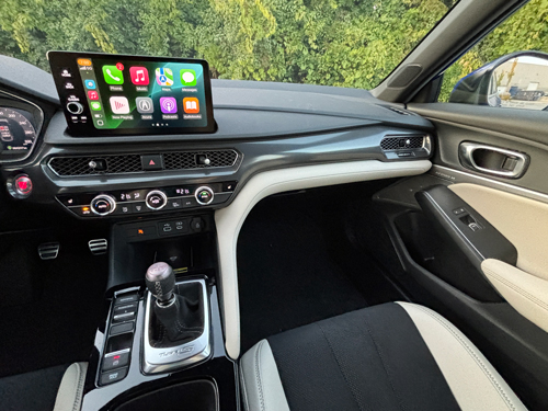 2025-Acura-Integra-Type-S-infotainment