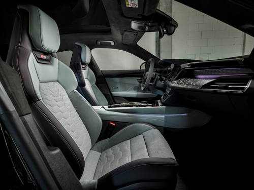 2025-Audi-RS-e-tron-GT-passenger-seat