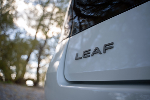 2026 Nissan Leaf SV+-rear-logo