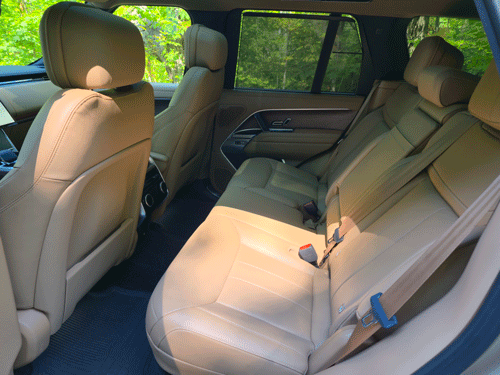 2025-Range-Rover-P550e-PHEV-rear-seat