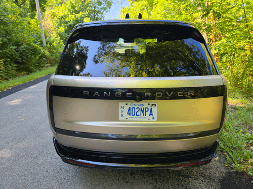 2025-Range-Rover-P550e-PHEV-rear
