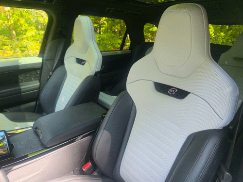 2025-Range-Rover-P635-SV-Edition-front-seats-2