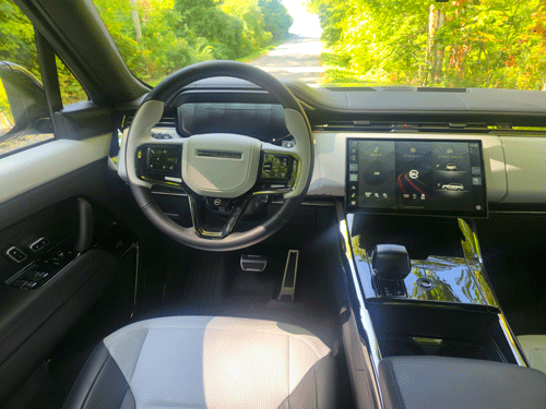 2025-Range-Rover-P635-SV-Edition-front-seats