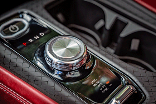 2025-Jeep-Wagoneer-S-Premium-transmission