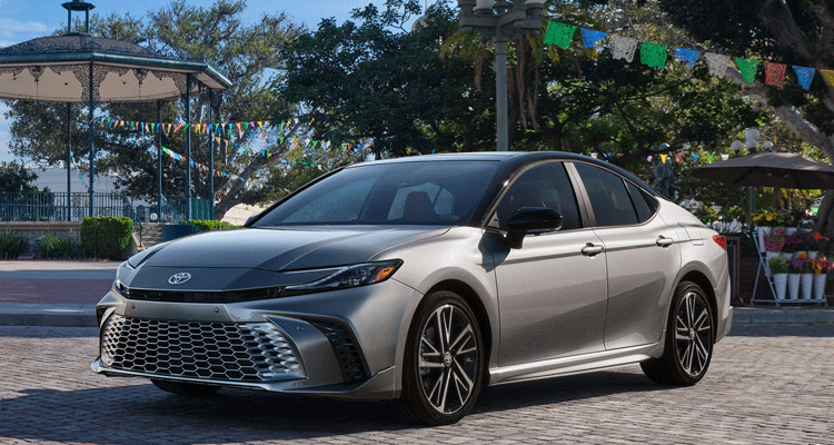 2025-Toyota-Camry-Hybrid