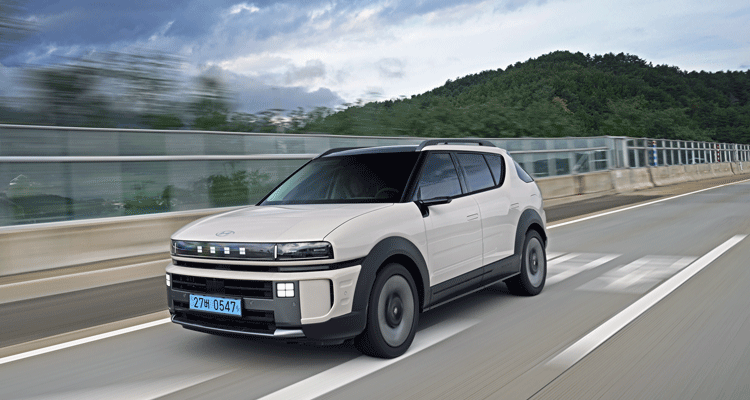 2026-Hyundai-Nexo-front-three-quarters