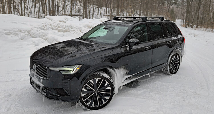 2026-Volvo-XC90-Plug-in-Hybrid-1